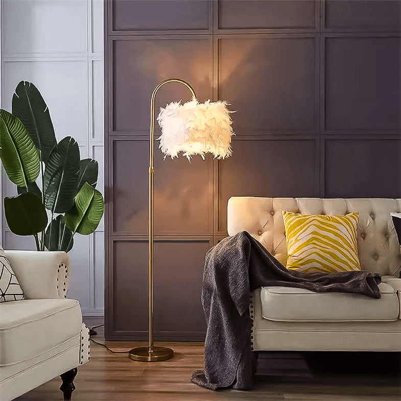 Feather Floor Lamp - Casa Di Lumo