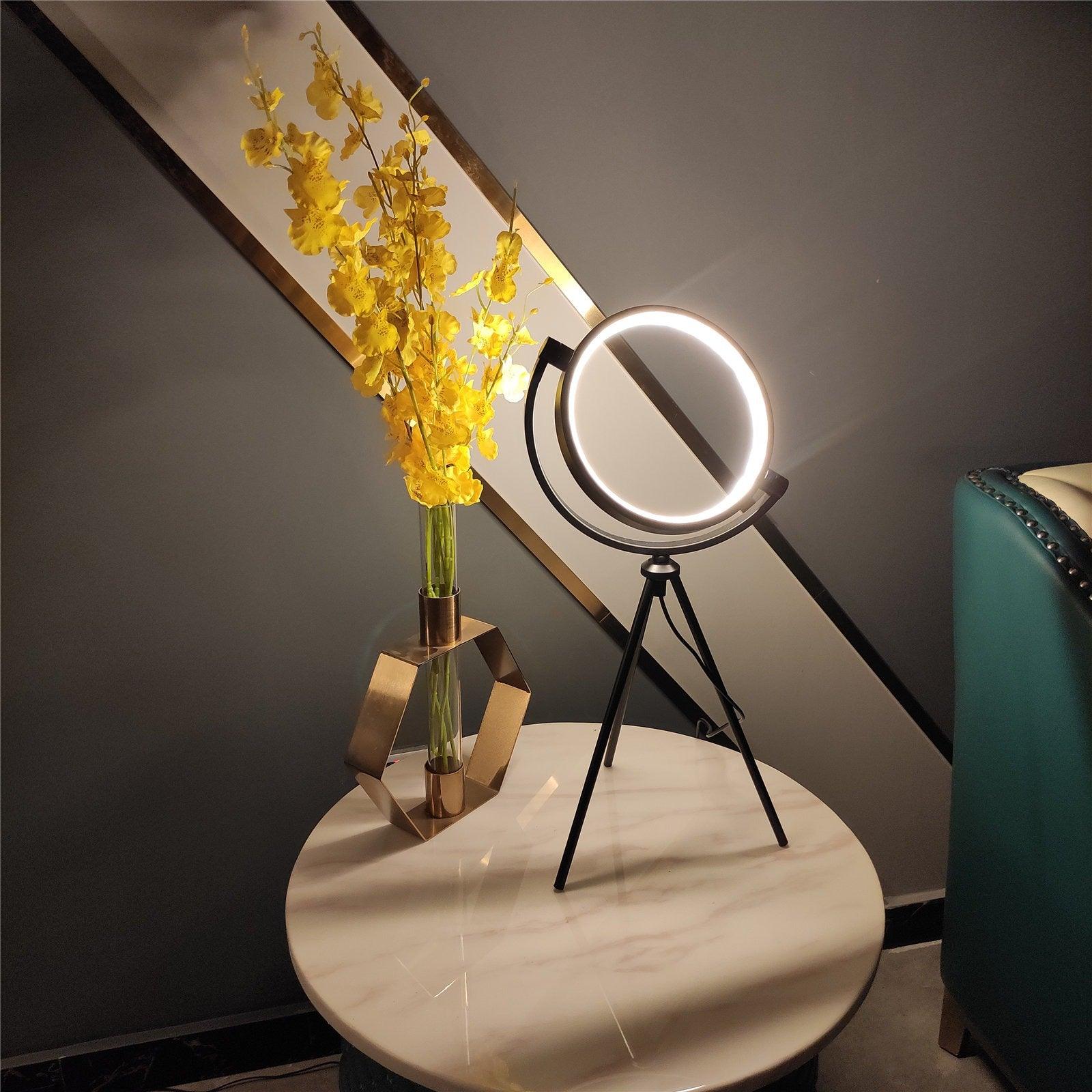 Mini Tripod Lamp - Casa Di Lumo