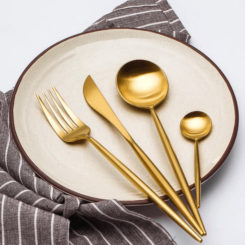 Monte Carlo Dining Set - Casa Di Lumo