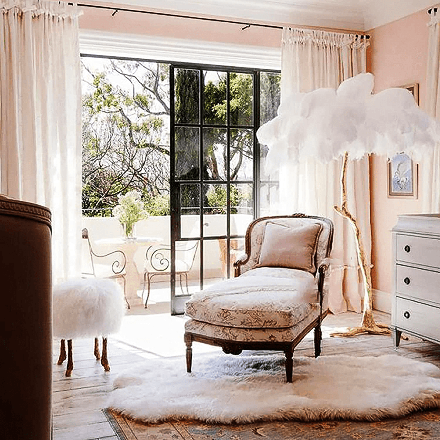 Ostrich Feather Floor Lamp - Casa Di Lumo
