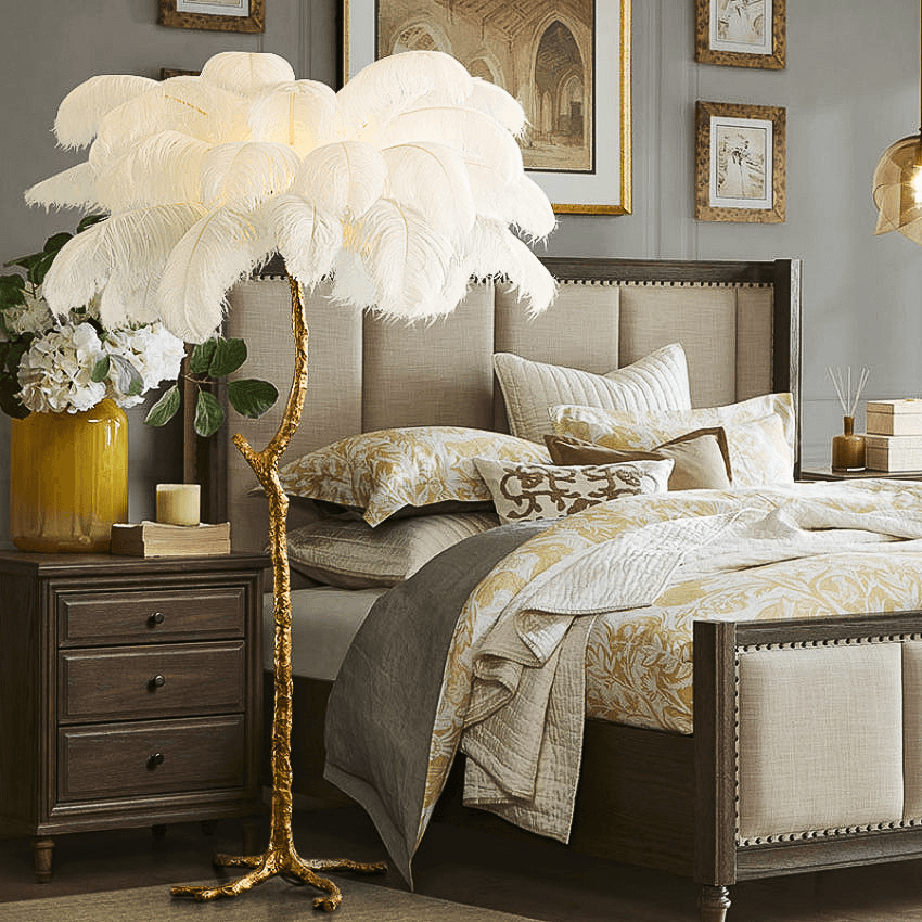 Ostrich Feather Floor Lamp - Casa Di Lumo