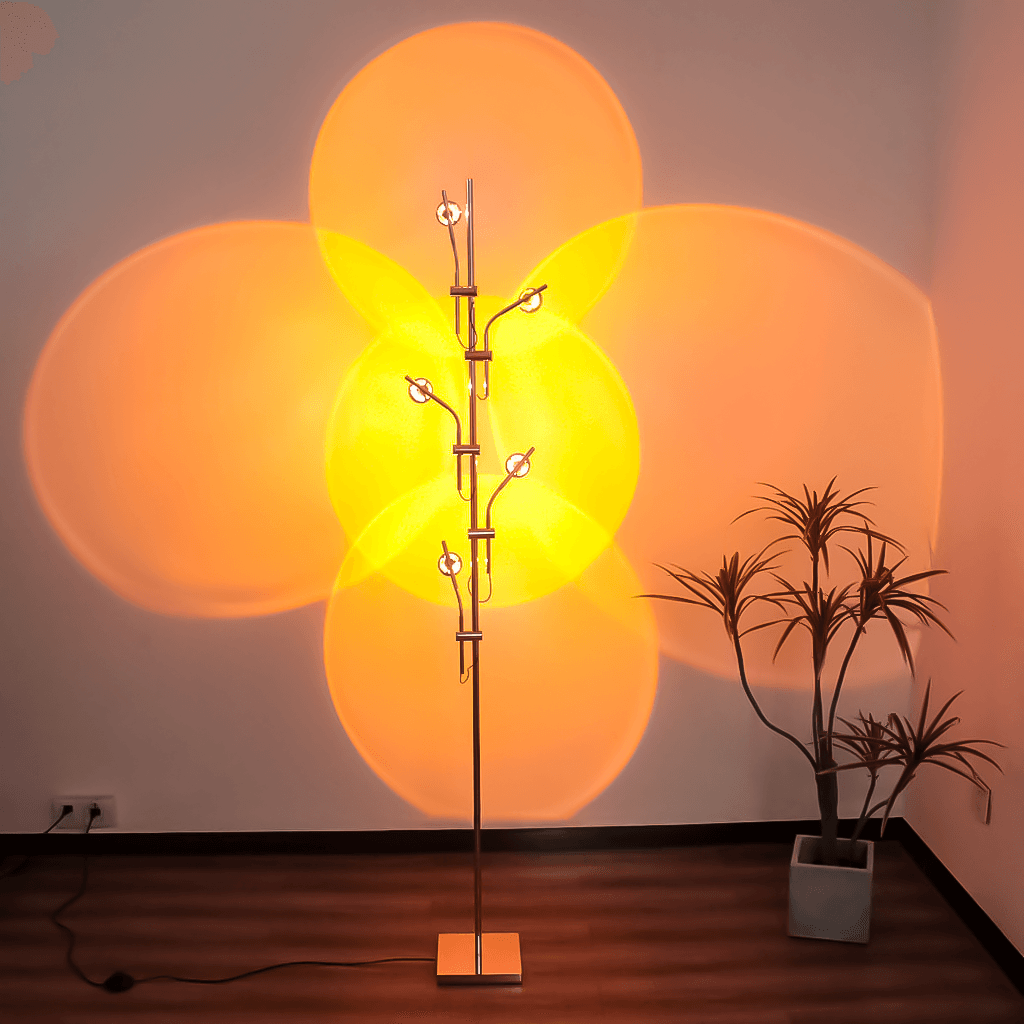 Phoenix Floor Lamp - Casa Di Lumo
