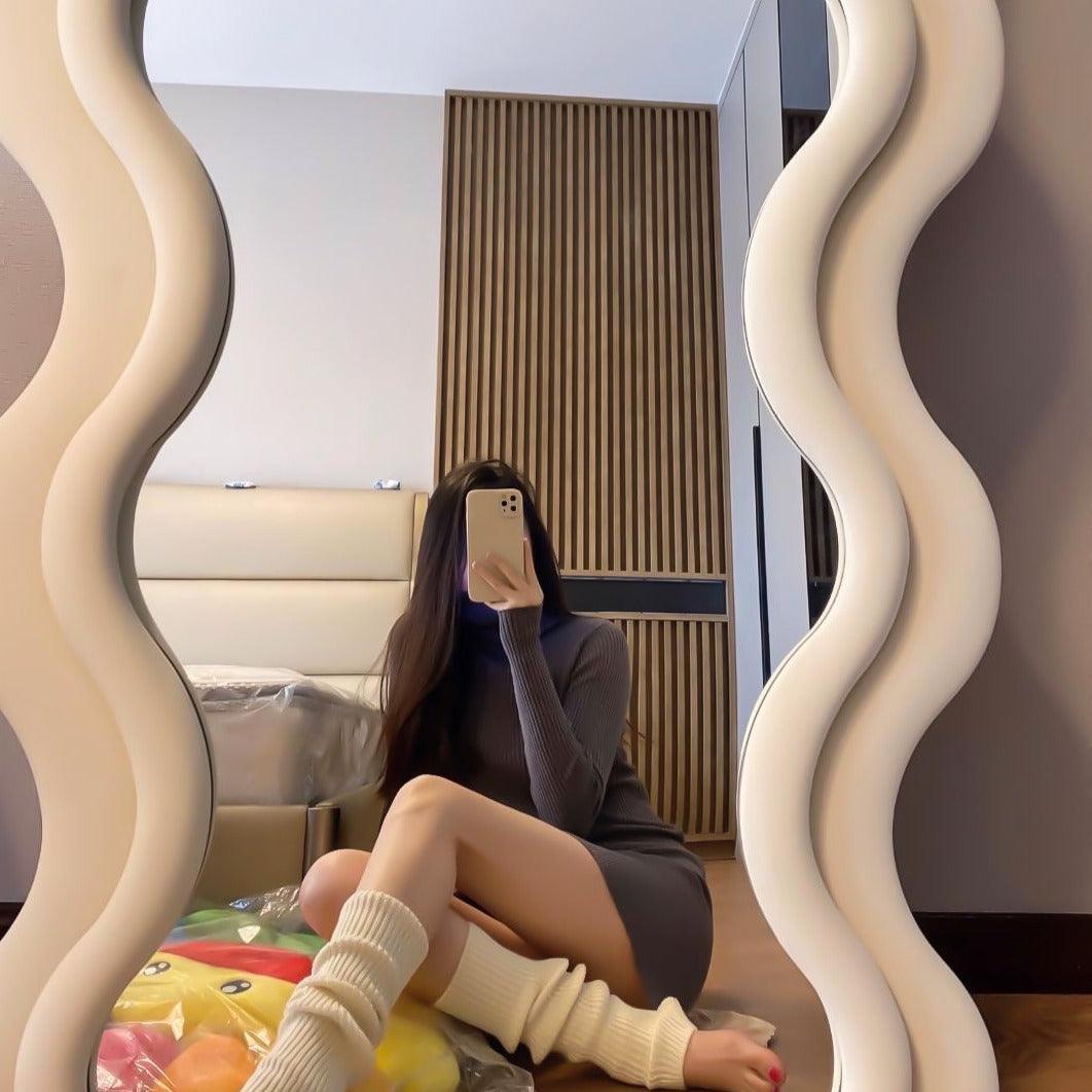 Zoe Velvet Mirror - Casa Di Lumo